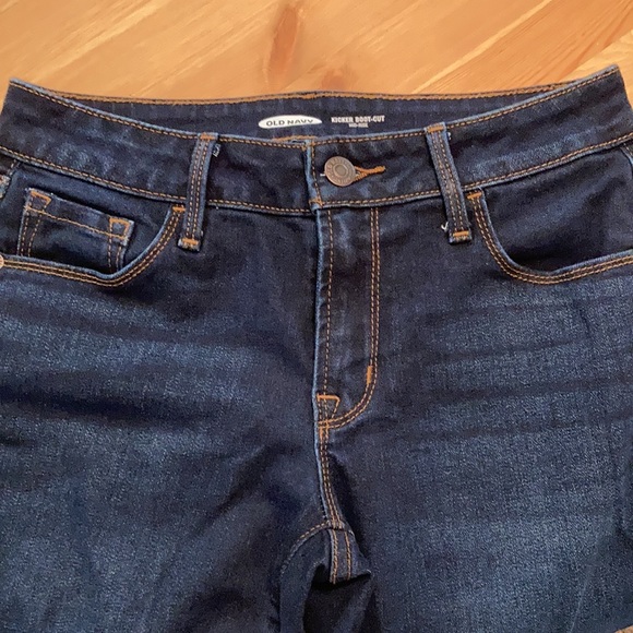 Old Navy Boot-Cut Jeans - Picture 5 of 7